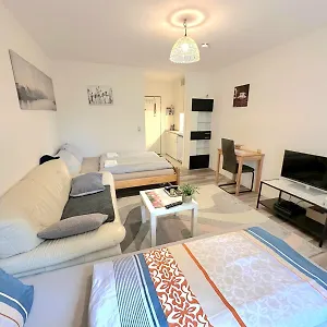 Studio Travegluck Apartment